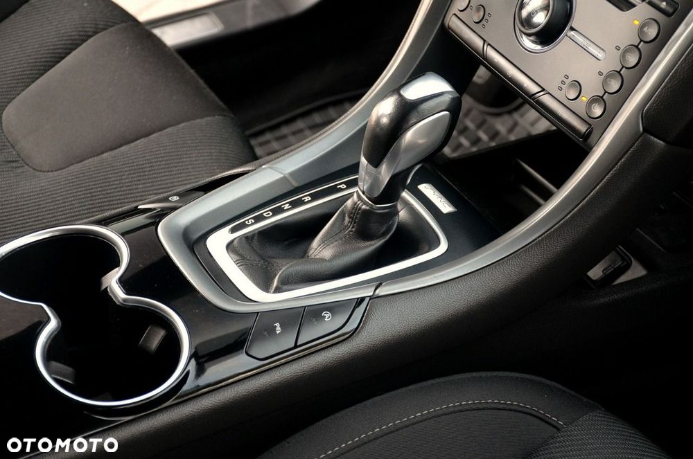 Ford Mondeo - 23