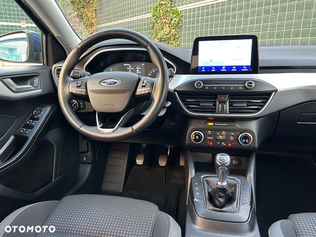 Ford Focus 1.5 EcoBlue Connected - 21