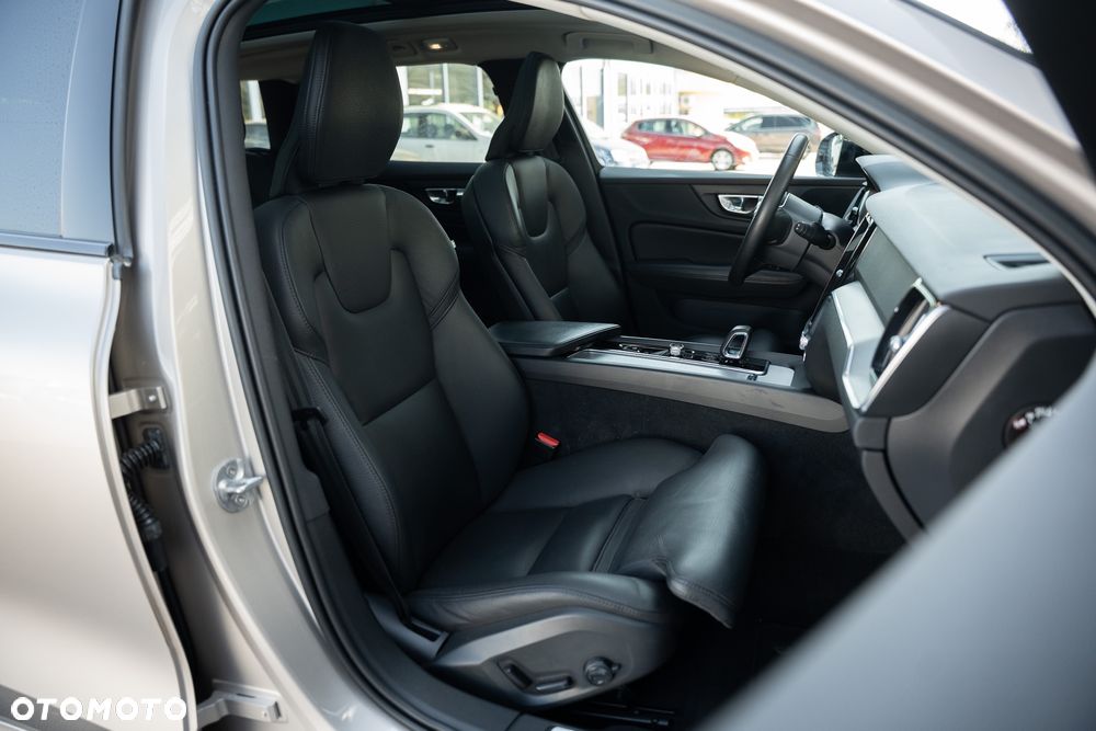 Volvo V60 - 25
