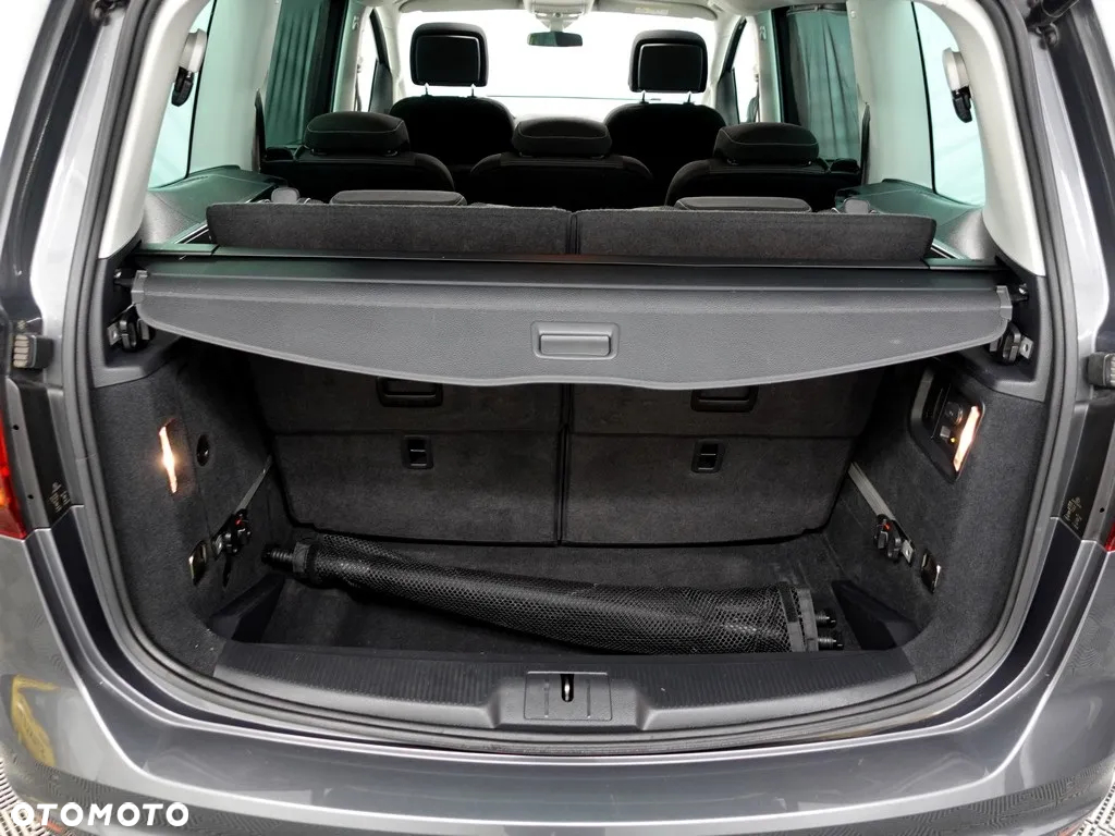 Volkswagen Sharan 2.0 TDI BMT Comfortline DSG - 39