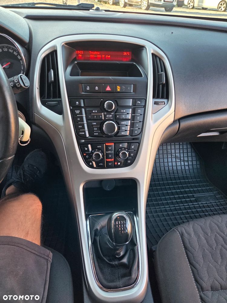 Opel Astra - 16