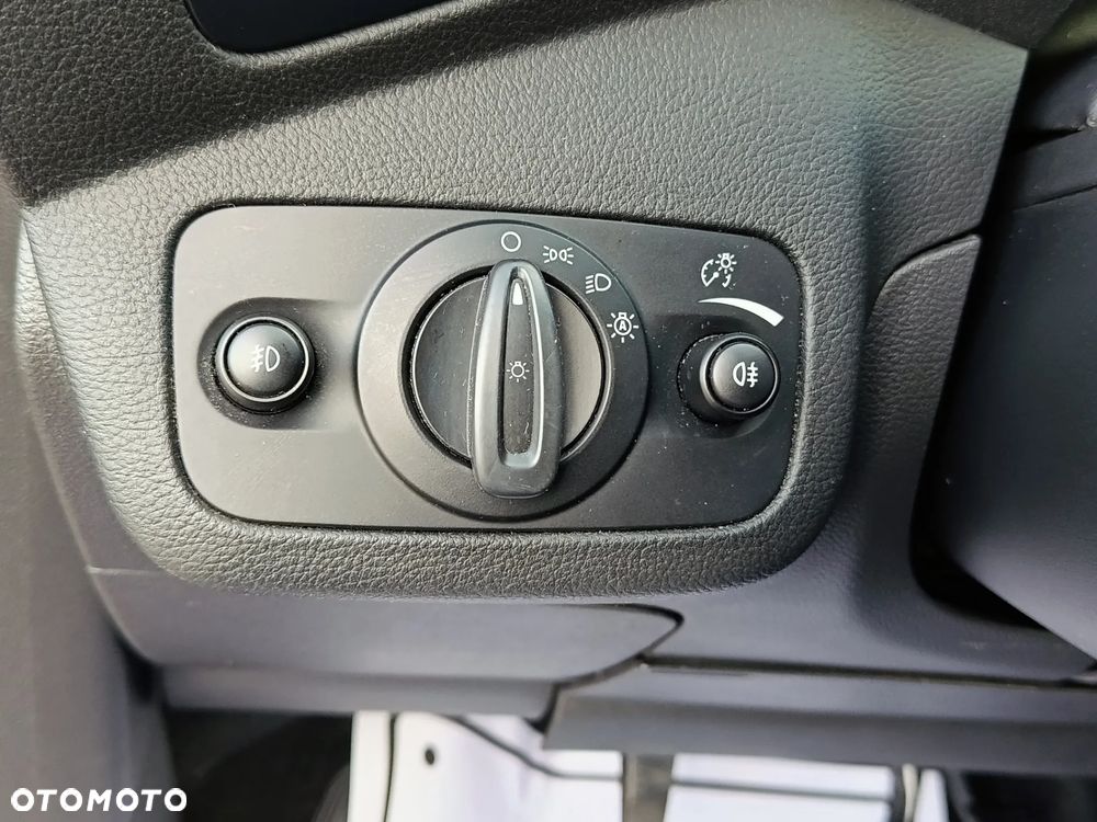 Ford Kuga - 22
