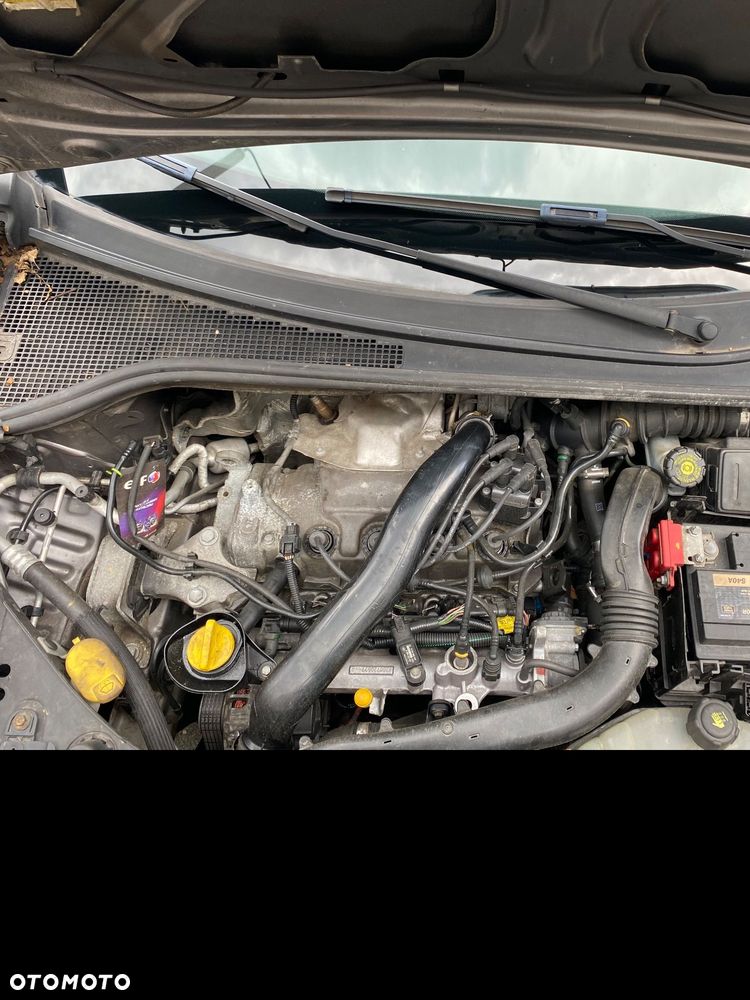 Renault Clio - 8