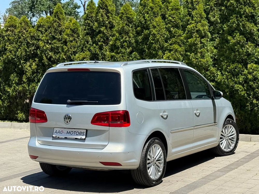 Volkswagen Touran 2.0 TDI DPF DSG Highline - 2