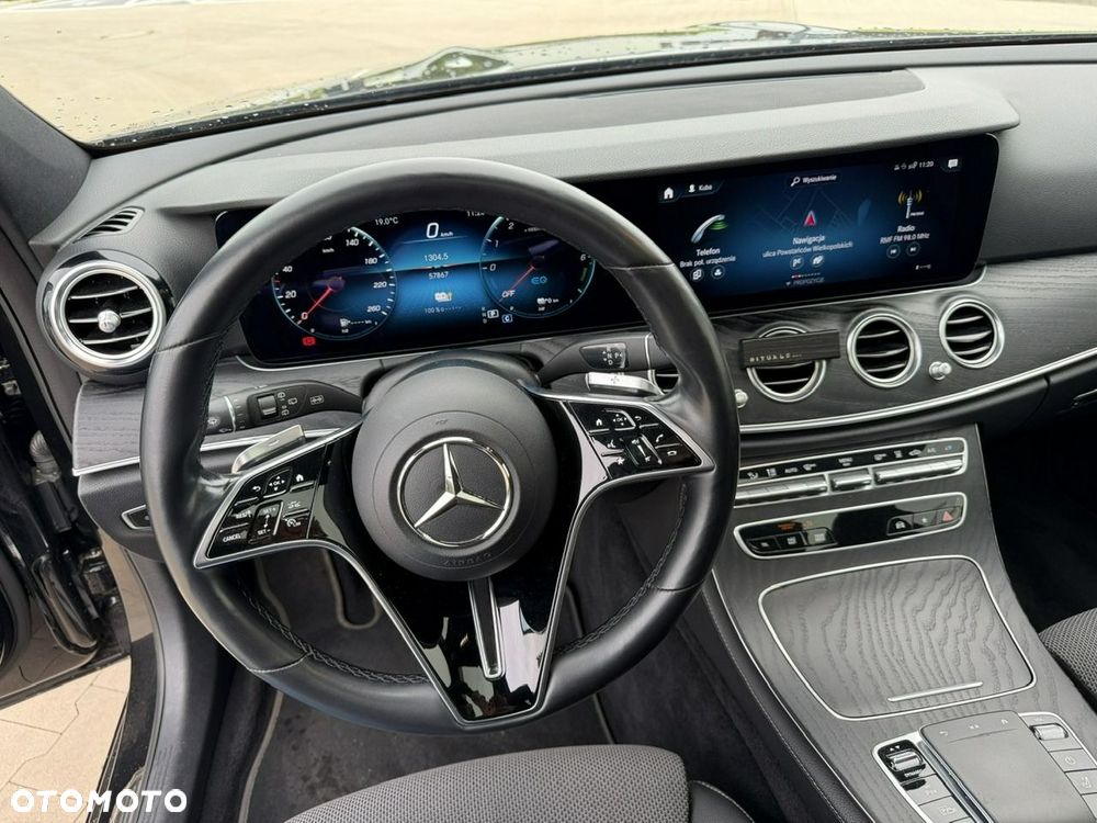 Mercedes-Benz Klasa E - 20