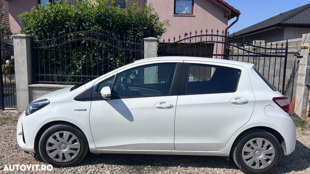 Toyota Yaris 1.5 VVT-i HSD Luna - 7