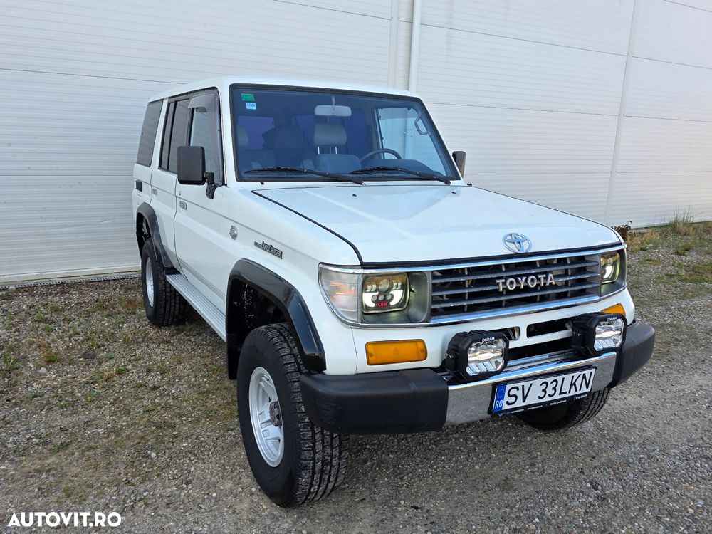 Toyota Land Cruiser - 3