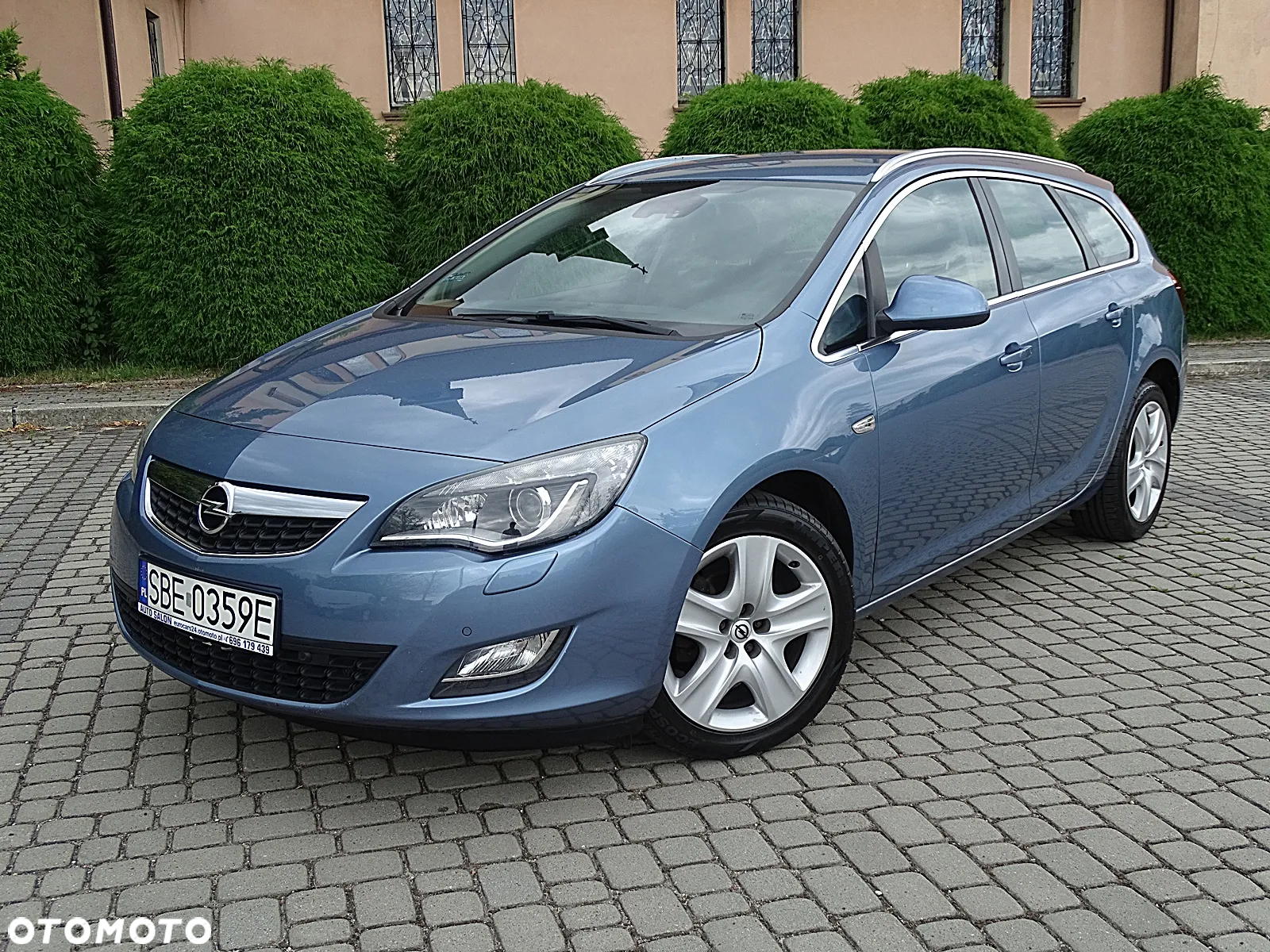 Opel Astra IV 1.4 T Cosmo - 2