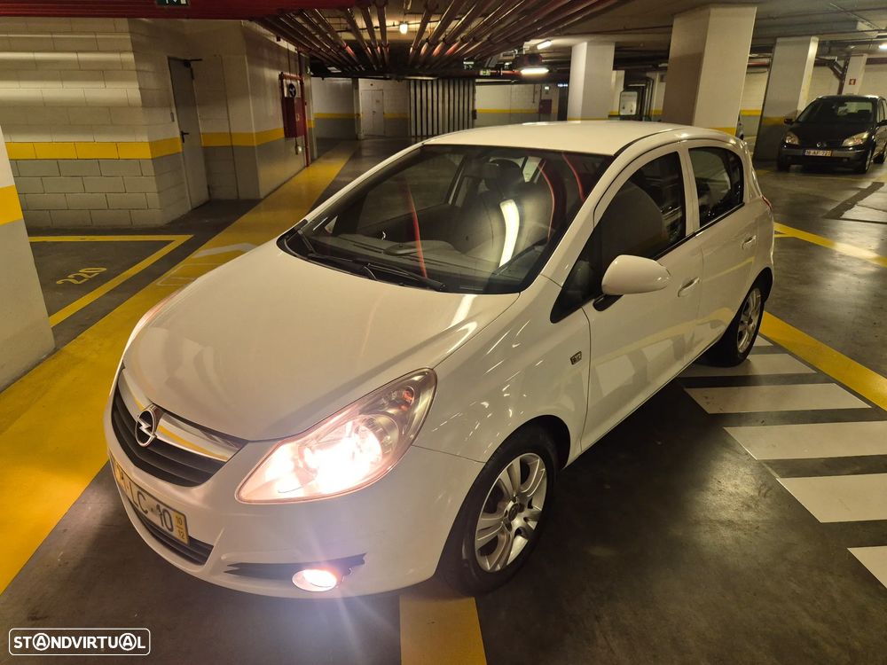 Opel Corsa 1.2 Enjoy - 1