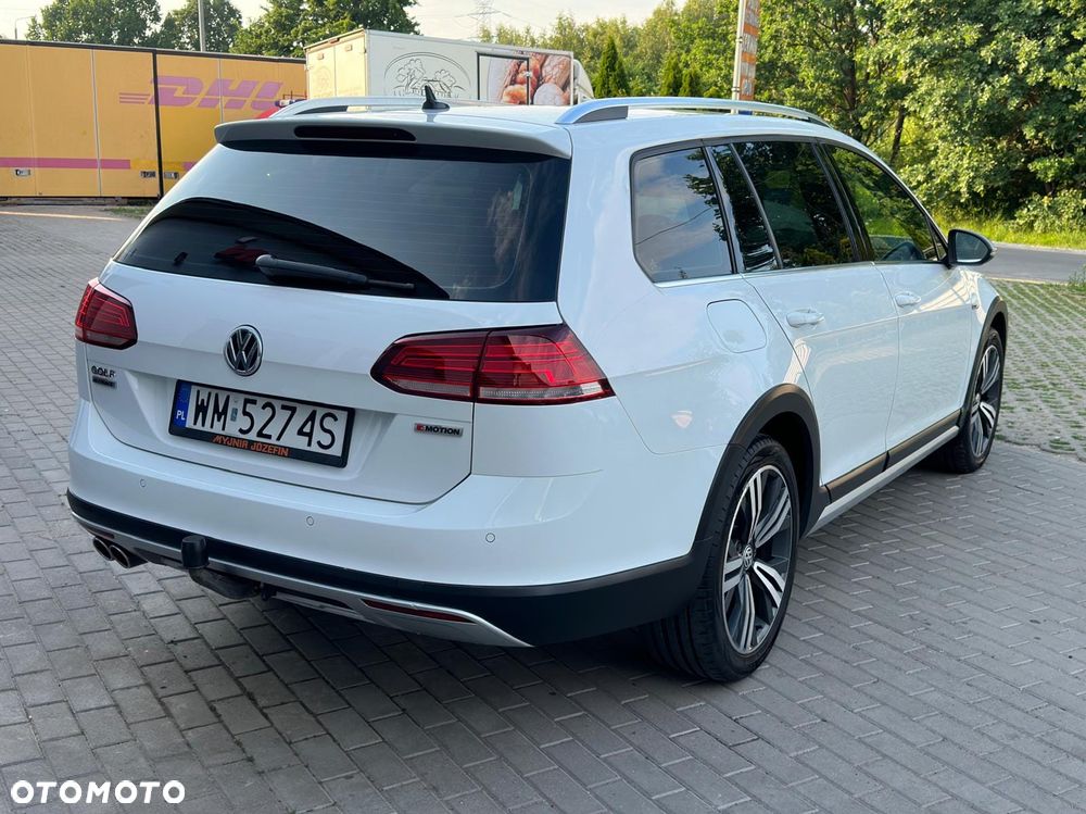 Volkswagen Golf - 9