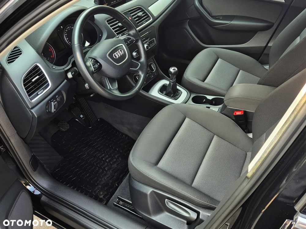 Audi Q3 2.0 TDI Design - 23