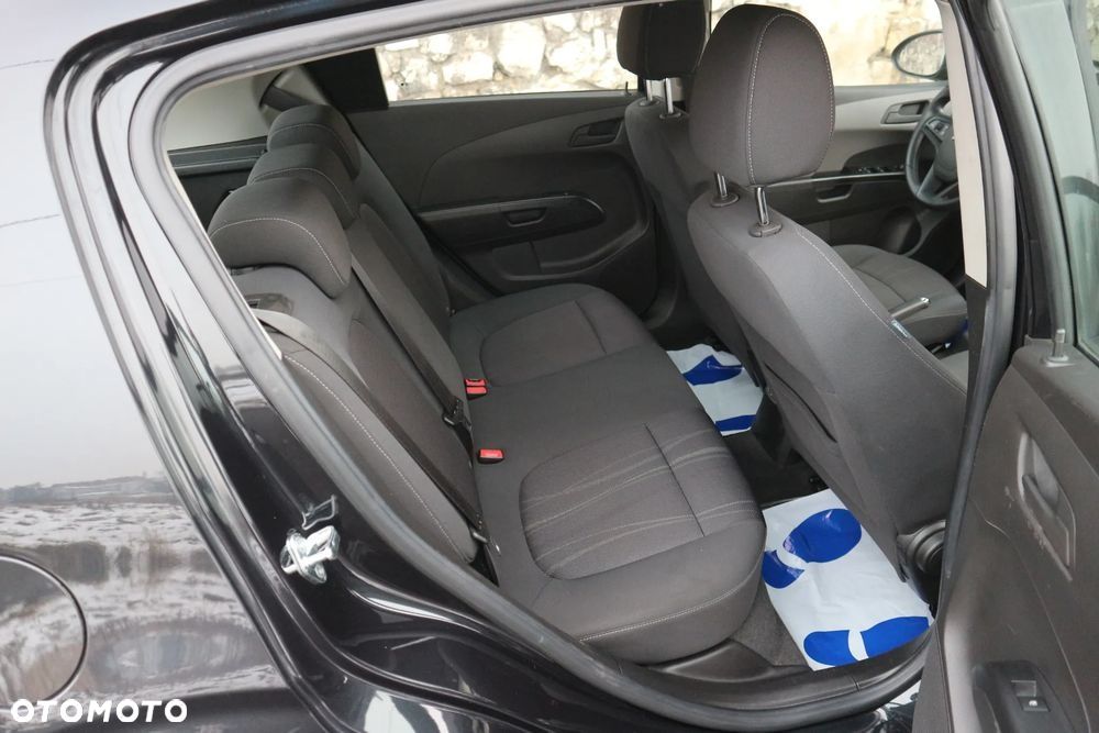 Chevrolet Aveo 1.2 LS+ - 7