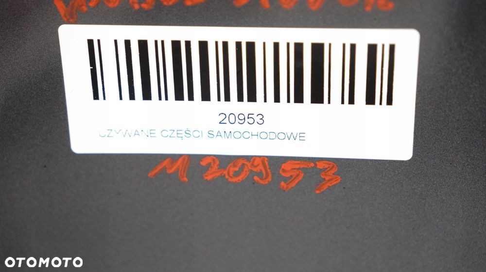 BŁOTNIK LEWY PRZÓD JAGUAR XE 11-15R INDUS SILVER - 8