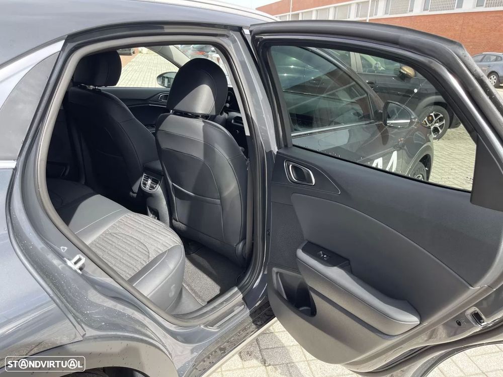 Kia XCeed 1.0 T-GDi Tech 7DCT - 11