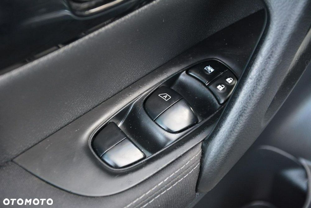 Nissan Qashqai 1.2 DIG-T Tekna Xtronic - 30