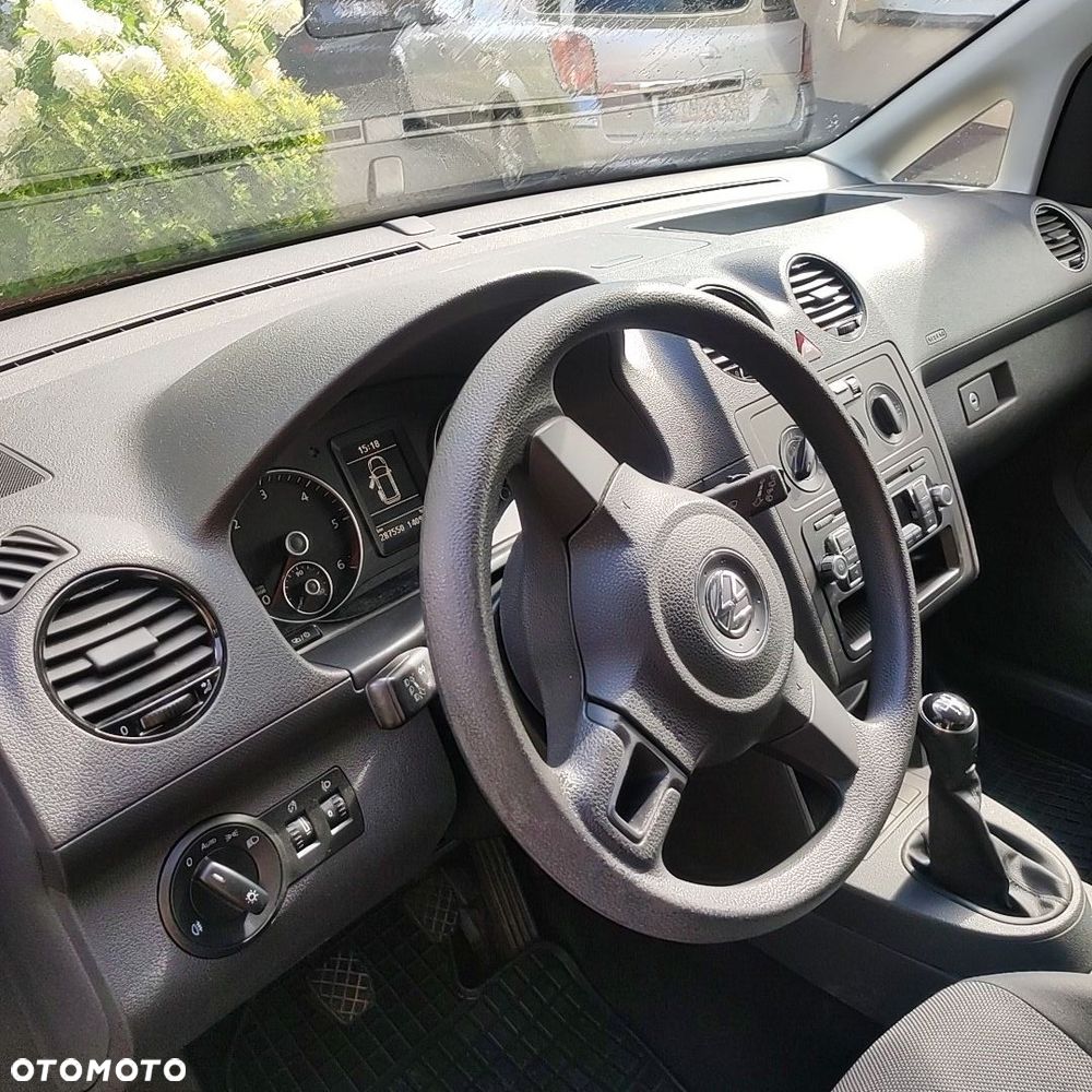Volkswagen Caddy Comfortline BMT - 10