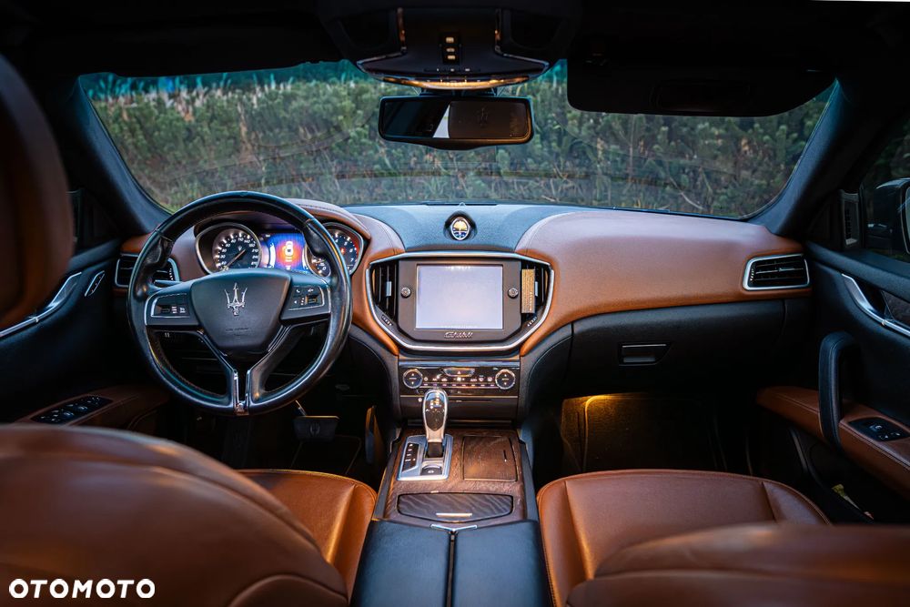 Maserati Ghibli - 11