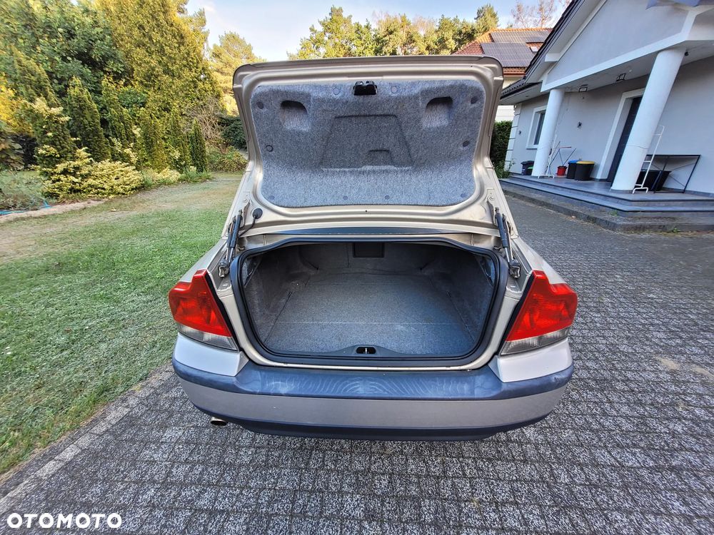 Volvo S60 2.4 Optima - 12