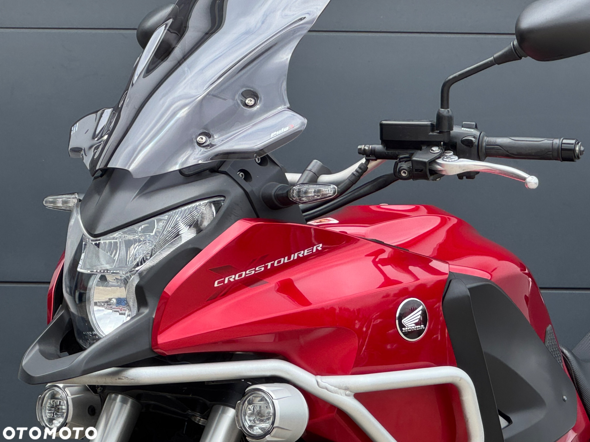 Honda VFR - 18