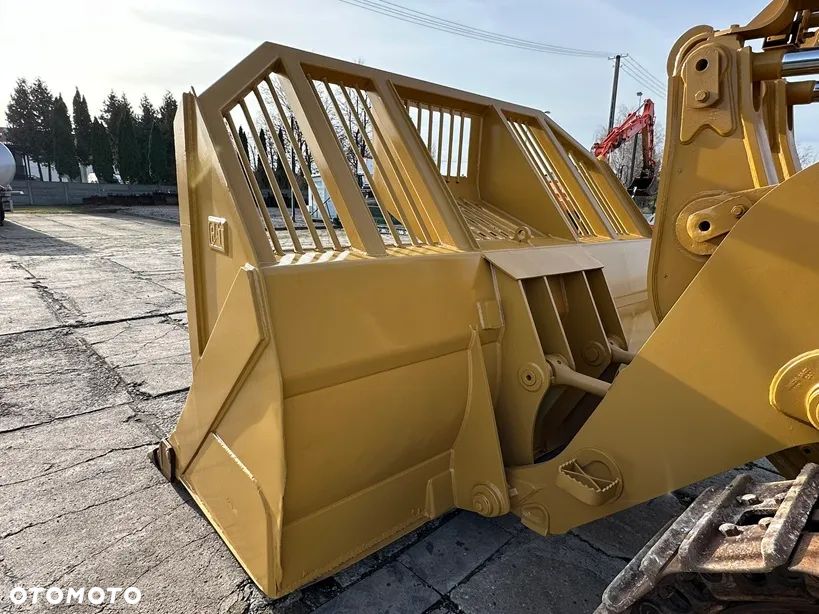 Caterpillar 973C - 13