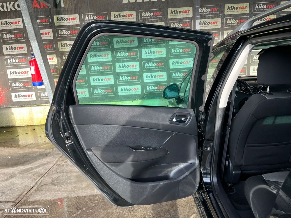 Peugeot 308 SW 1.6 e-HDi Allure CVM6 - 36