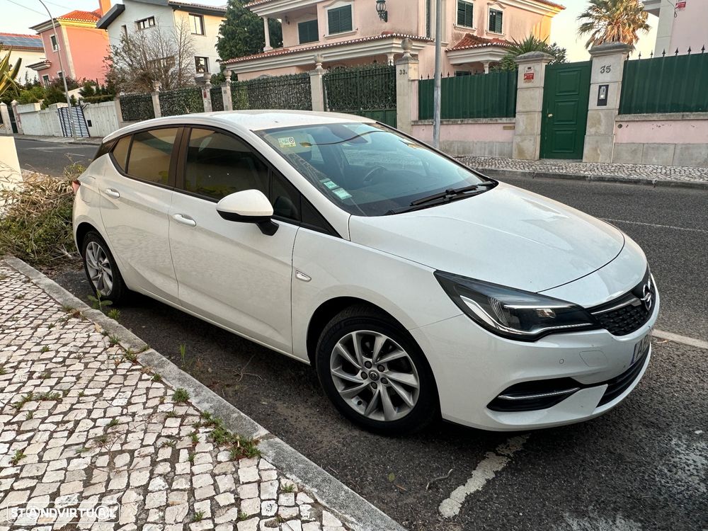 Opel Astra 2020 photo 2