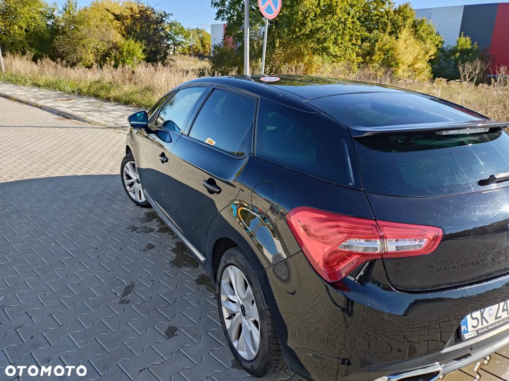 DS Automobiles DS 5 - 7