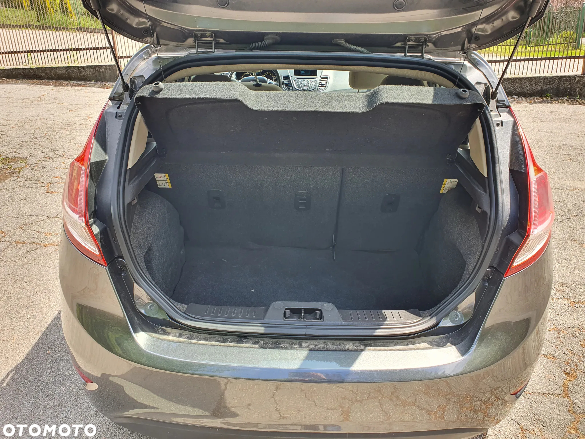 Ford Fiesta - 20