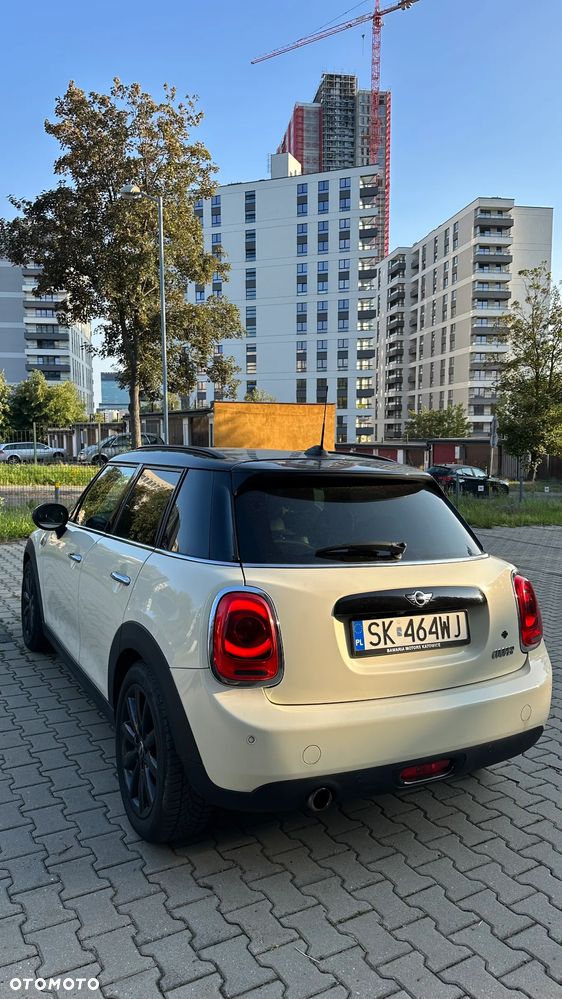 MINI Cooper Standard - 2
