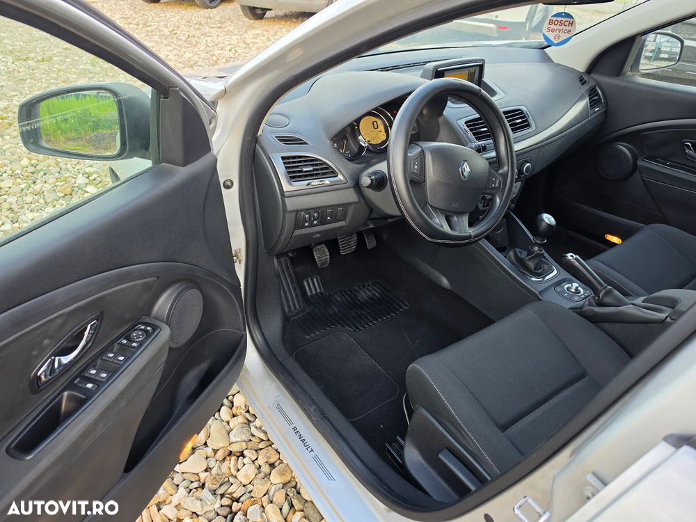 Renault Megane 1.5 dCi Dynamique - 10