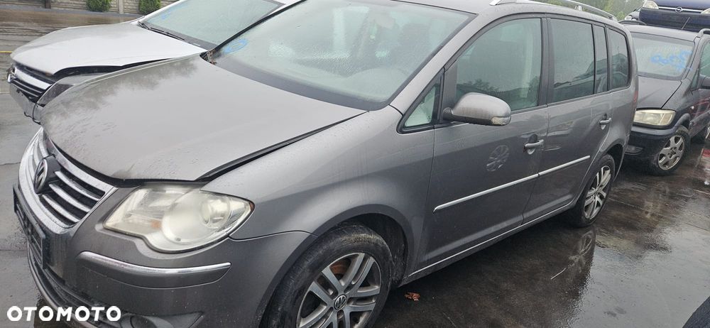 VOLKSWAGEN TOURAN I LIFT 2.0 TDI 06-10 - RADIO RADIOODTWARZACZ - 12