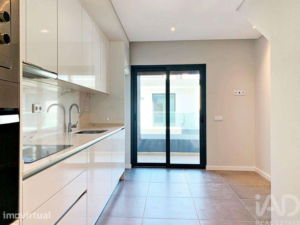 Apartamento T3 em Montenegro de 127,00 m2 - Grande imagem: 3/27
