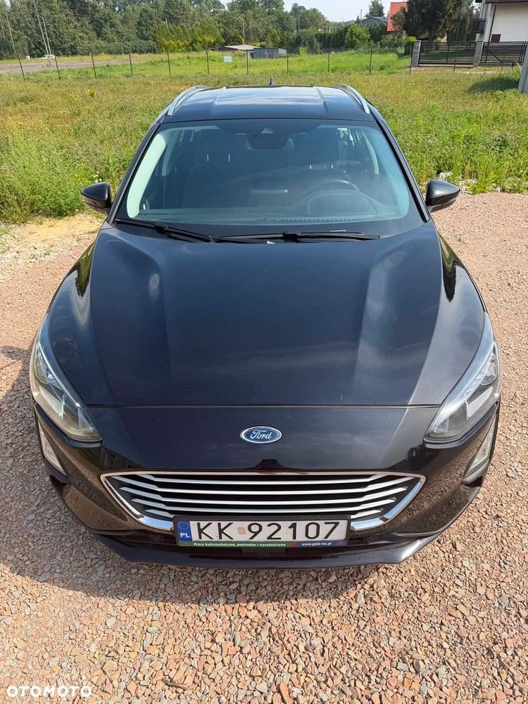 Ford Focus 1.0 EcoBoost Titanium - 4