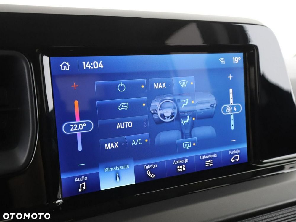 Ford Tourneo Courier 1.0 EcoBoost Titanium - 29