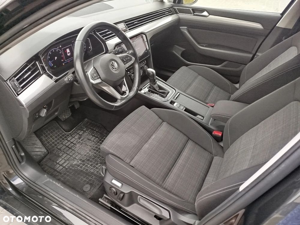 Volkswagen Passat 2.0 TSI Business DSG - 7
