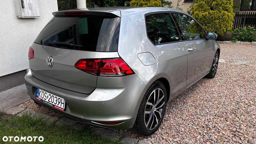 Volkswagen Golf ver-2-0-bluetdi-highline - 5