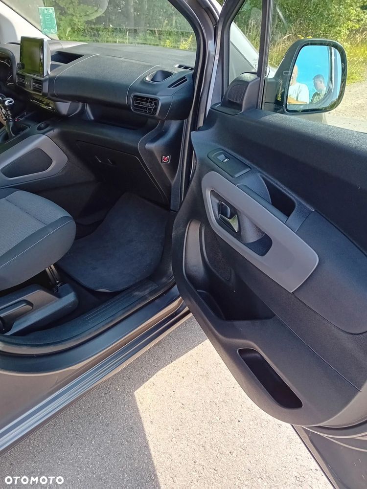 Toyota Proace City Verso 1.5 D-4D Family - 14