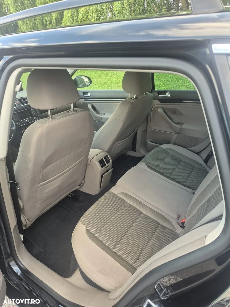Volkswagen Golf 1.6 TDI DPF Style - 9