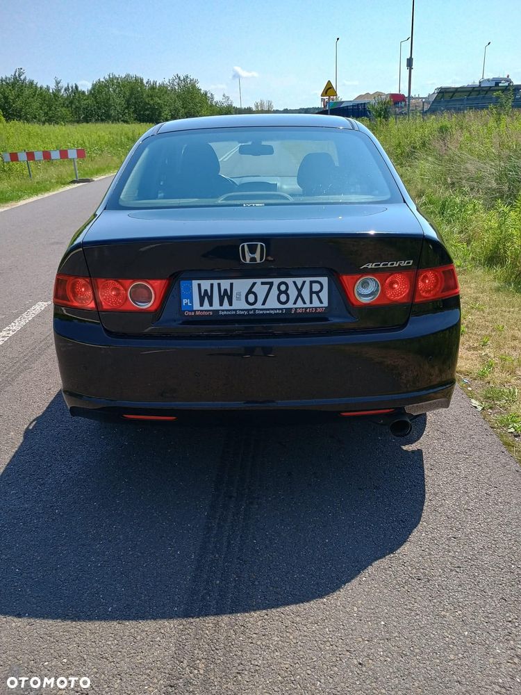 Honda Accord 2.0 Sport - 4