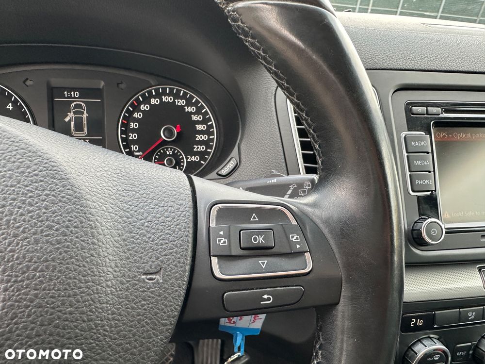Volkswagen Sharan 2.0 TDI DPF Highline - 23