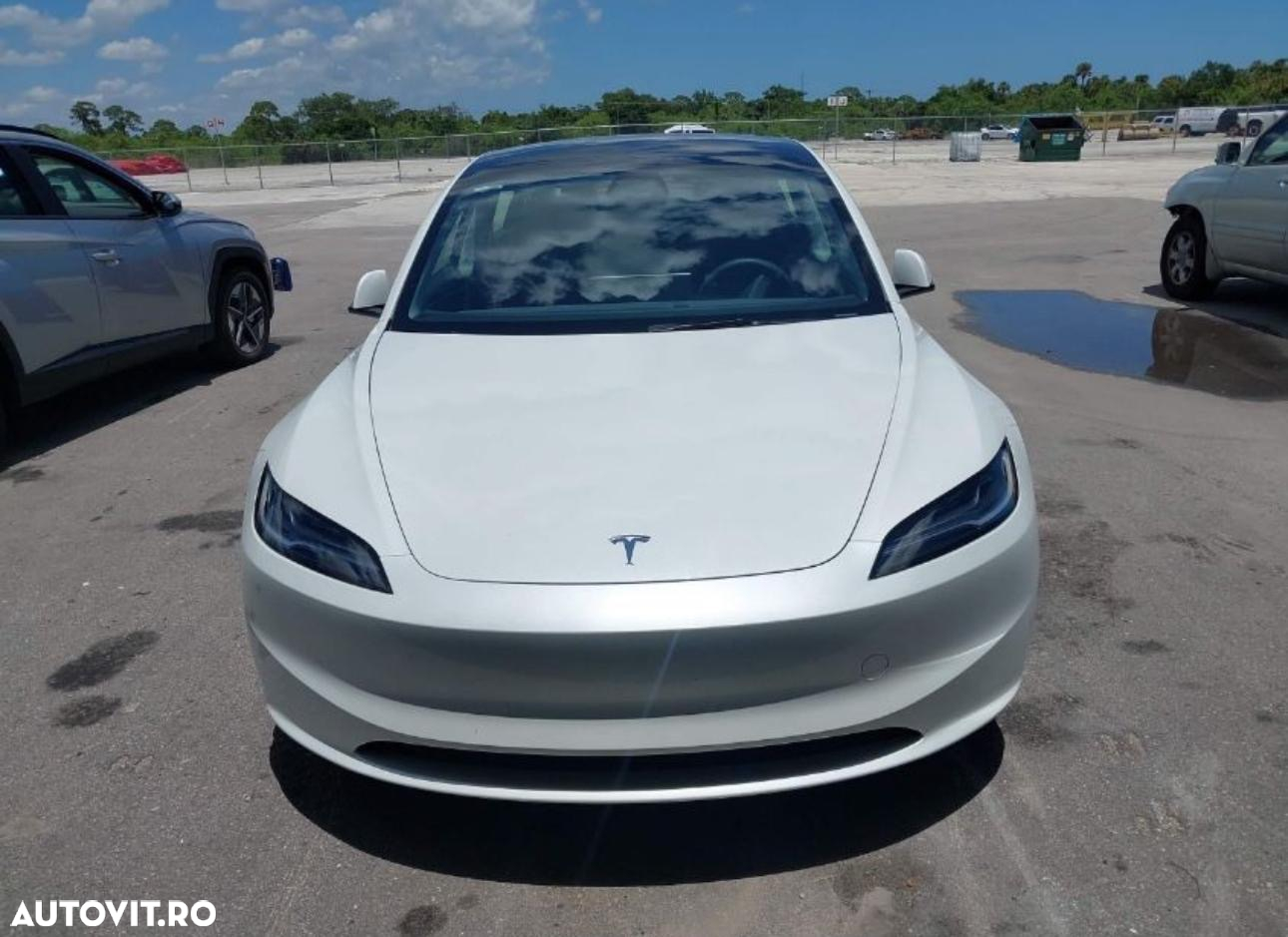 Tesla Model 3 Standard Reichweite Plus Hinterradantrieb - 5