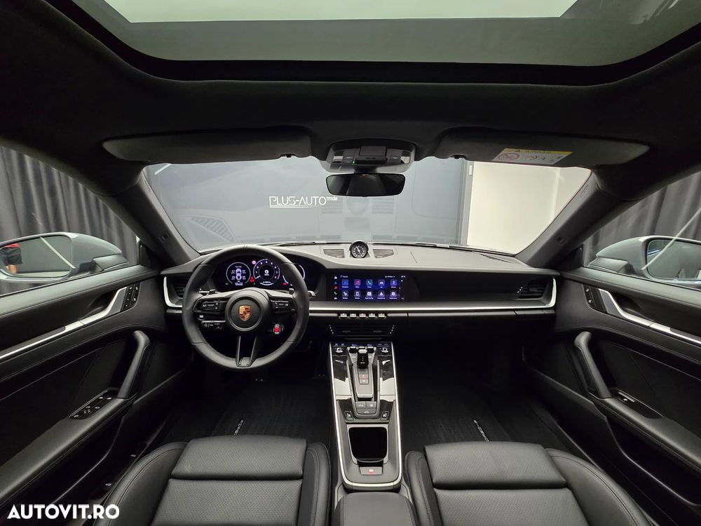 Porsche 911 4S PDK - 3