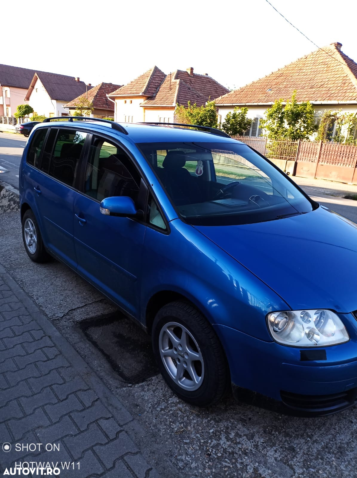 Volkswagen Touran 2.0TDI Trendline - 2