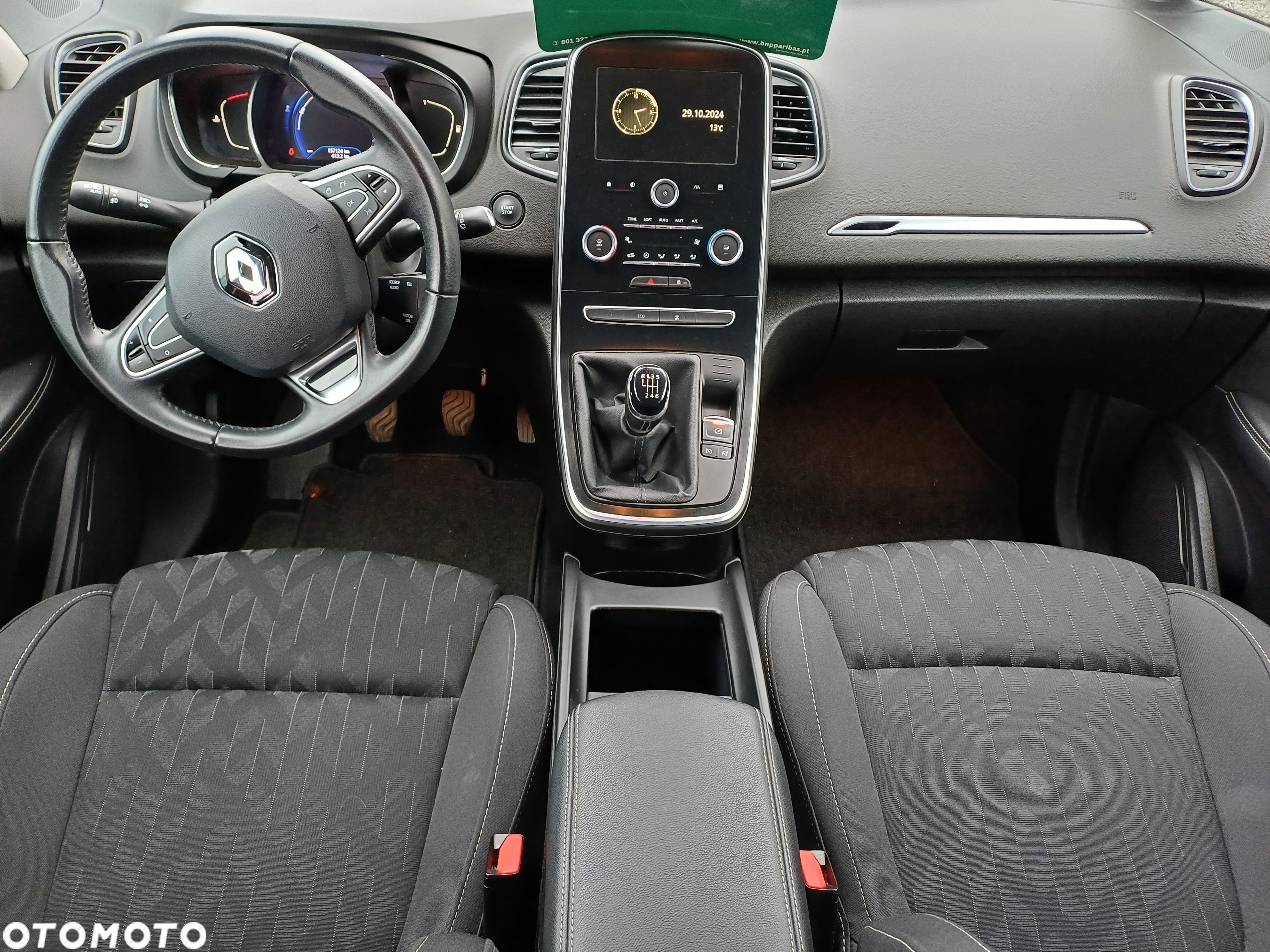 Renault Grand Scenic - 12