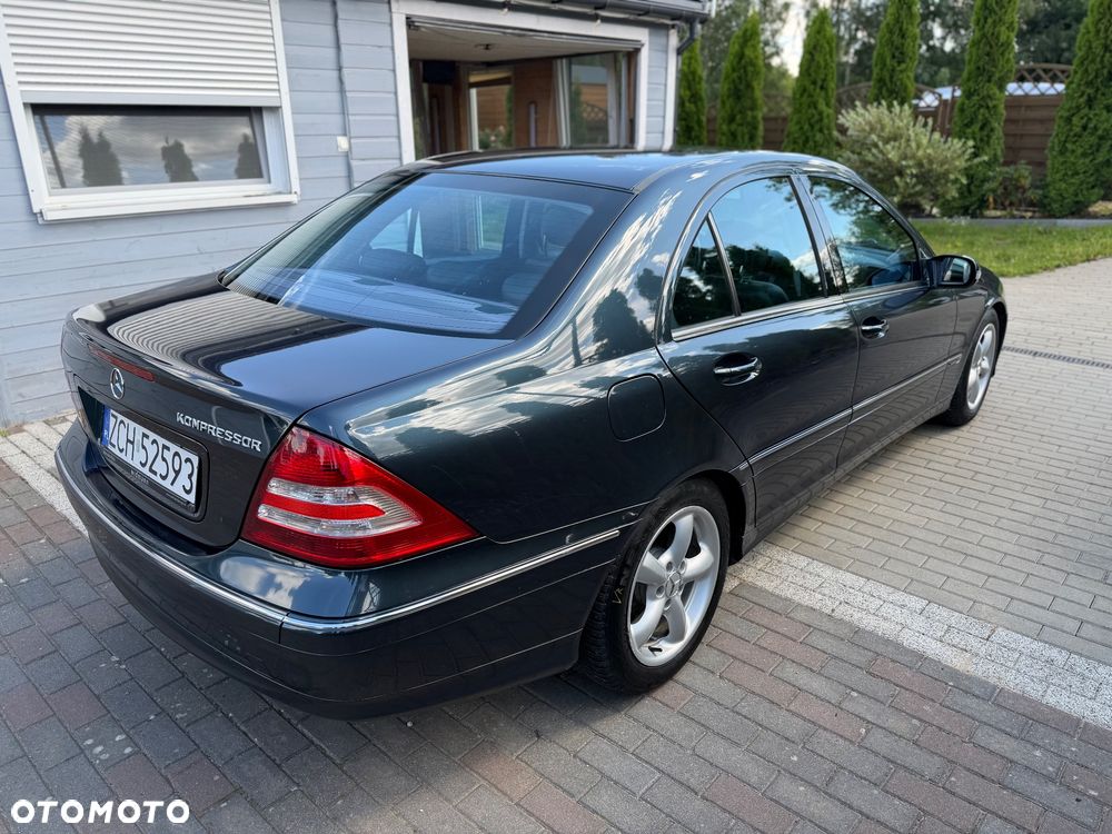 Mercedes-Benz Klasa C 180 Kompressor Avantgarde - 4