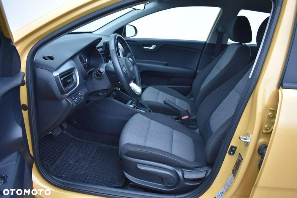 Kia Stonic - 11