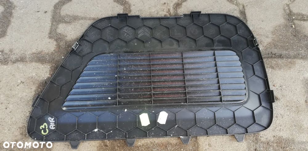 Zaślepka Bagażnika lewa Citroen c3 Aircross - 2