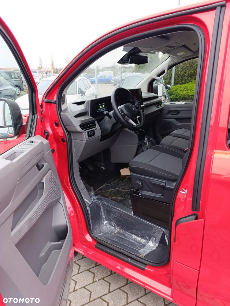 Volkswagen Caravelle - 9