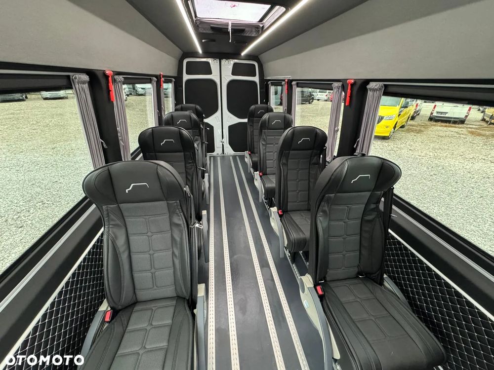 Mercedes-Benz Sprinter - 8