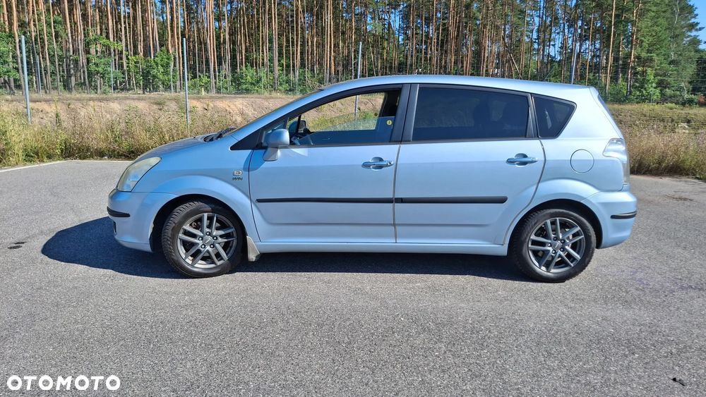 Toyota Corolla Verso - 9
